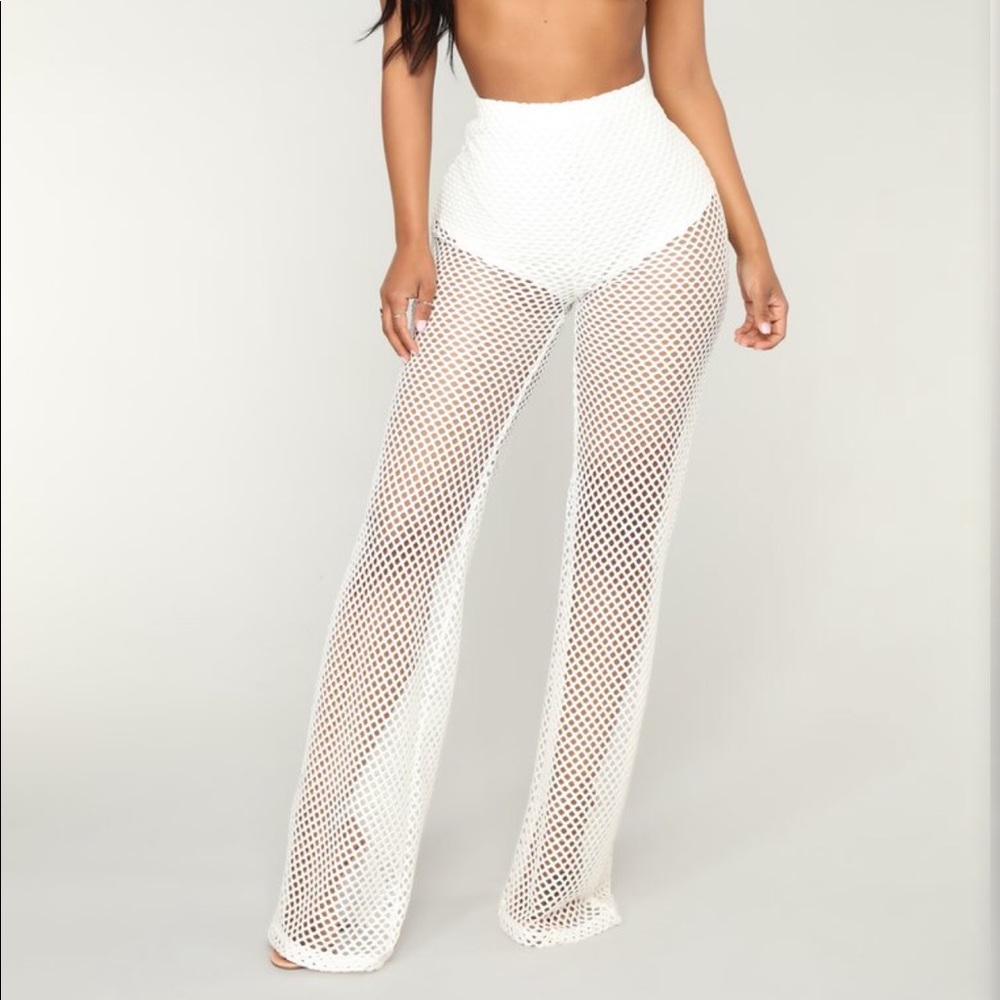 Fashion Nova Flare Beach Pants- S